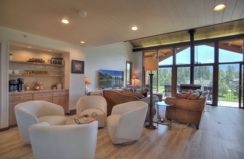 Purgatory House | Mountain Fairway Retreat (#748) | Near Ski - On Golf - AC/Pool/HotTub