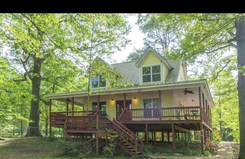 Hatfield Cottage | Mountain Fork River Resort, Secluded Riverside Getaway