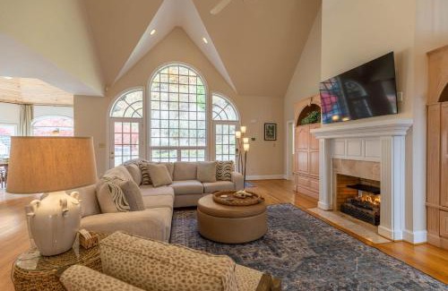 Boone House | Mountain Gem