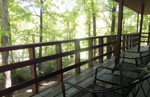 Mount Ida House | Mountain Harbor's four bedroom house by RedAwning