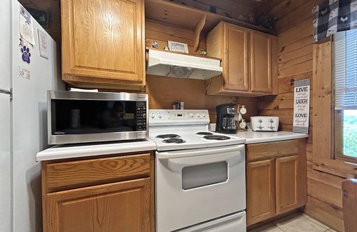 Bryson City Cabin | Mountain Hideaway Getaway