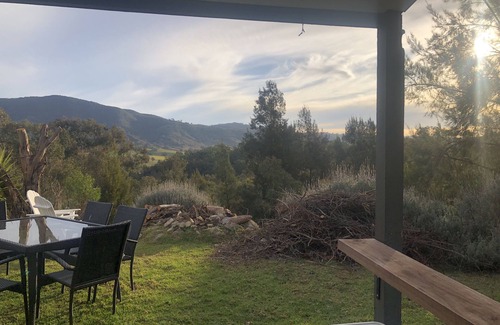 Mullamuddy Cottage | Mountain Hideaway Mudgee - Unique Stay