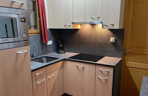 Lacapelle-Marival House | Mountain Holiday Home in Lacapelle-Marival