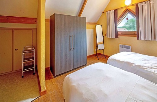 Lacapelle-Marival House | Mountain Holiday Home in Lacapelle-Marival