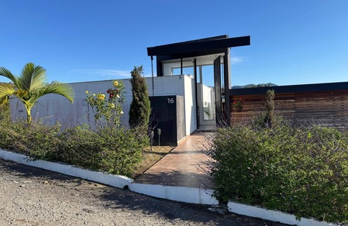 Guatape House | Mountain Home Close to Guatape Pueblo W/Jacuzzi