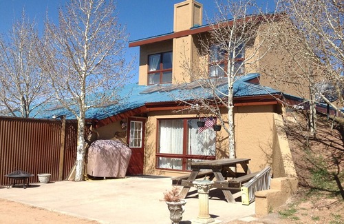 Divide House | Mountain Home With Beautiful View of Pikes Peak