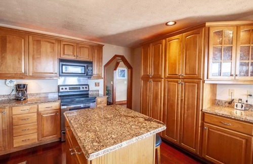 Vilas Cabin | Mountain Home with Beautiful Views