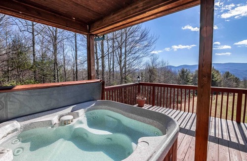 Vilas Cabin | Mountain Home with Beautiful Views
