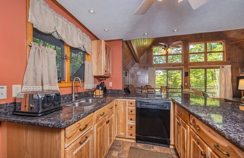 Oakland House | Mountain House | Pet Friendly, Dock, Great Views!