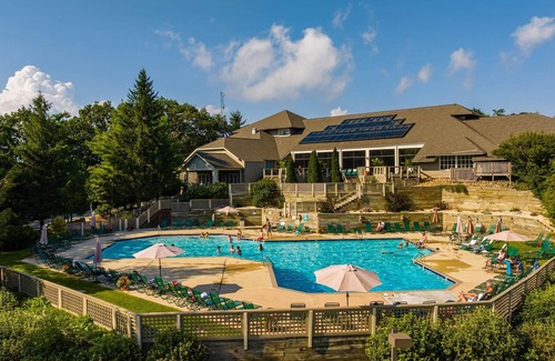 Wintergreen Condo | Mountain Inn Studio 97 with Wintergreen Advantage