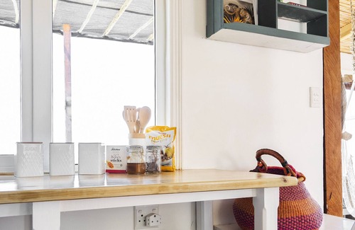 Fish Hoek House | Mountain King cottage- watch the oceans from top of the world
