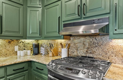 Big Canoe House | Mountain Laurel Lodge in Big Canoe with mountain views and game room!