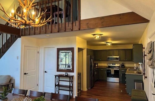 Mill Ridge House | Mountain Lodge with Hot Tub and River Access, Between Boone & Banner Elk