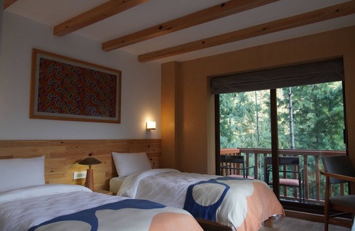 Gandaki Zone Hotel | Mountain Lodges of Nepal Chame