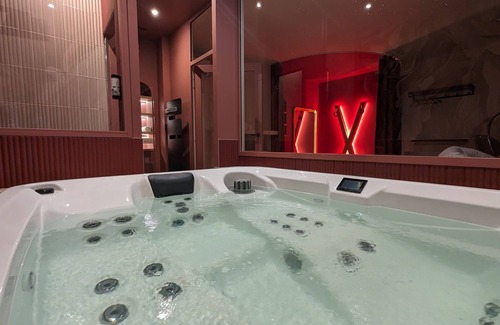 Saint-Claude Apartment | Mountain Love Sauna, Jacuzzi et Pièce Secrète