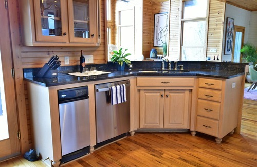 Cliff Ridge Colony House | Mountain Luxury with Amazing Location and Views! https://www.vrbo.com/2112798