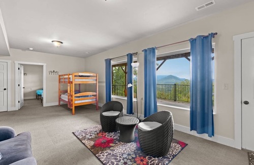 Tennga Cabin | Mountain Oasis: Cozy Cabin with Stunning Views