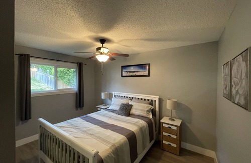 Black Mountain House | MOUNTAIN ORCHARD VIEW- MONTHLY/WINTER RATES