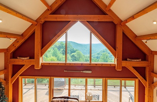 Friendsville House | Mountain Paradise: Lake Area, A/C, Hot Tub, Fire Pit, Pool Table!
