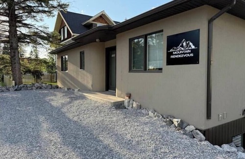 Blairmore House | Mountain Rendezvous