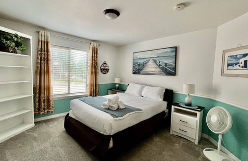 Woodland Park House | Mountain Resort Pikes Peak Views Minutes to Charis &AWM I Window AC I Fireplace