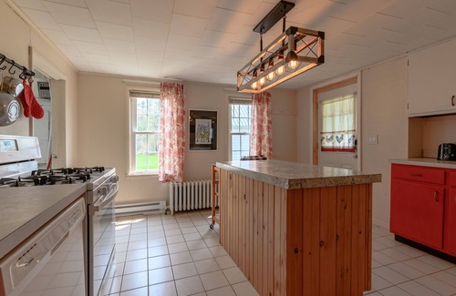 Bakers Mills House | Mountain Retreat: 4BR with Office, 1GB Internet, next to Adventures and More.