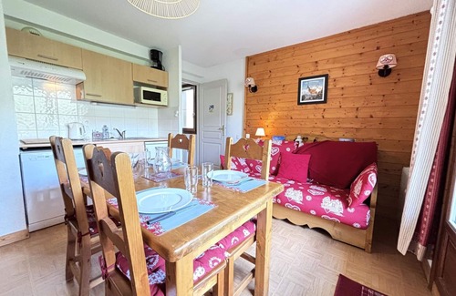 Flumet Apartment | Mountain Retreat: Pool, Ski-In/Ski-Out Access, Near Village