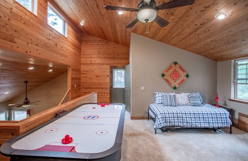 Colfax House | Mountain Retreat, Pool Table, Close to Skiing by RedAwning