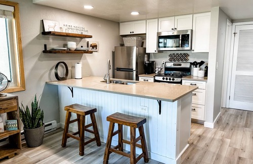 Granby Condo | Mountain Retreat with Beautiful Views & Fireplace