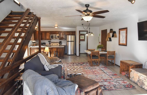 Red River House | Mountain/River Rider at Brookside