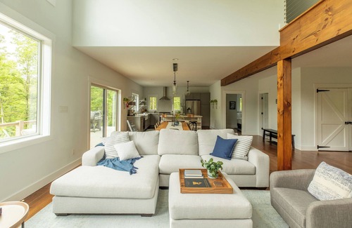 Town of Marbletown House | Mountain Rock: Privacy, BBQ, Firepit, Game Room