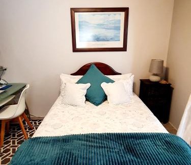Eikenbosch Apartment | Mountain Rose Cottage