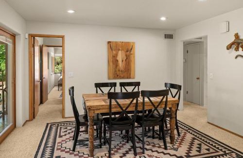 West Sedona House | Mountain Shadows Escape with a Yoga Studio!