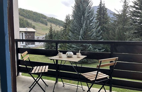 Montgenevre Apartment | Mountain Studio for 2 with West Balcony and Wi-Fi - Comfort in Montgenèvre