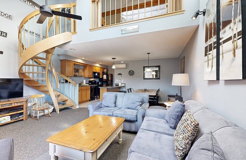 Jackson Condo | Mountain stunner with pools, hot tub, tennis, grilling area, & game tables