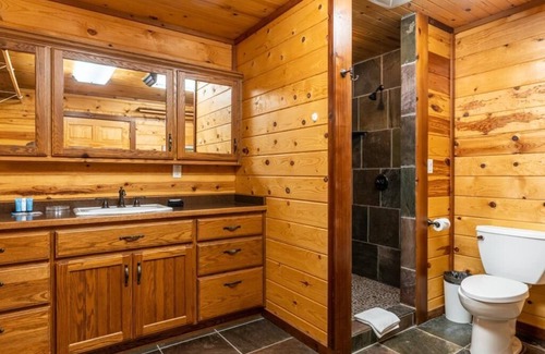 Ponca Cabin | Mountain Sunset Cabin w/Hot Tub