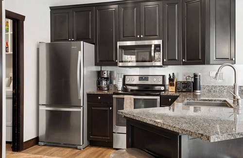 Willow Bend East House | Mountain Townhome Minutes to Canyons Village