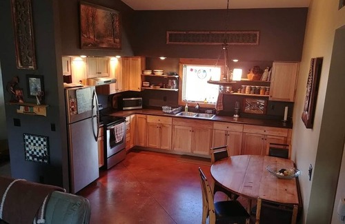 Salida House | Mountain Vibe Retreat Above Salida; MCS-Friendly - SLEEPS 6n