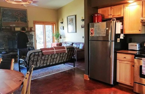Salida House | Mountain Vibe Retreat Above Salida; MCS-Friendly - SLEEPS 6n