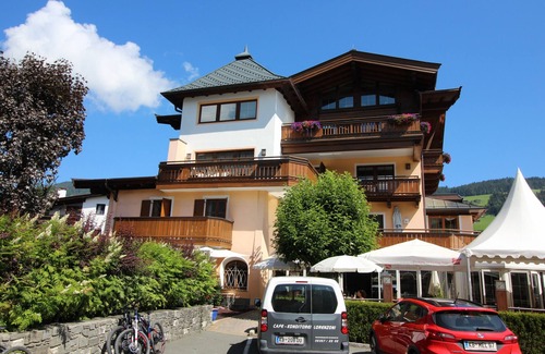 Kitzbuehel Apartment | Mountain View - 2 bedroom apartment in Kirchberg in Tirol
