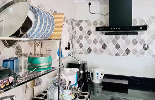 Aldona Bed & Breakfast | ​Mountain-View AC Double Room in a Villa - Shared Bath