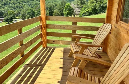 Elkton Cabin | Mountain View Cabin 2 bedroom