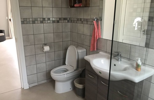 Helderberg Rural Cottage | Mountain view Cottage