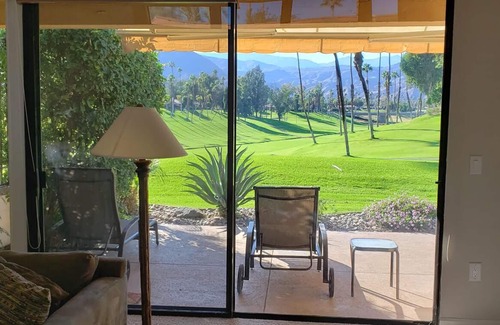 Palm Desert Villa | Mountain view desert get away