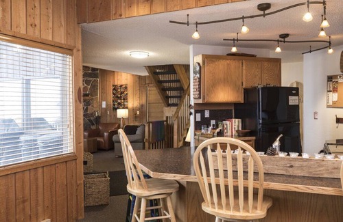 Whitefish Cabin | Mountain View Duplex