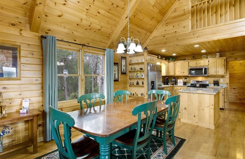 Foxfire Estates Cabin | Mountain View Getaway-Hot Tub, Fire Pit, Game Room, Minutes from Blue Ridge, GA