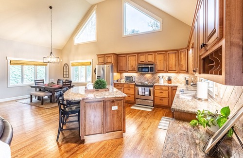 Waynesville House | Mountain-view haven with great views, fireplaces, WiFi & ample alfresco living