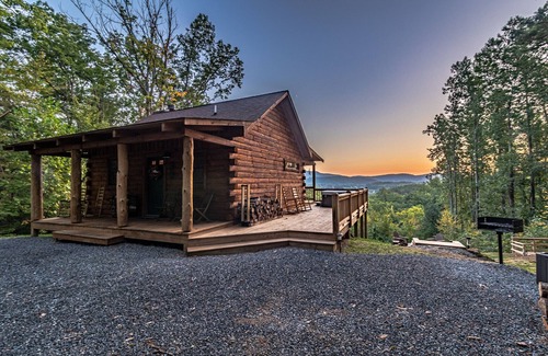 Stanardsville House | Mountain View Hideaway | 1 Bed, 1 Bath