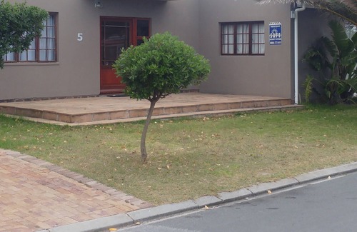 Franskraal House | Mountain View Holiday Home - Franskraal