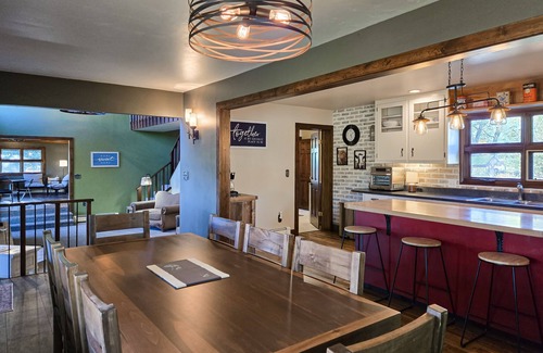 Del Norte House | Mountain View Home & Apartment w/fire pit, air hockey, foosball near Wolf Creek